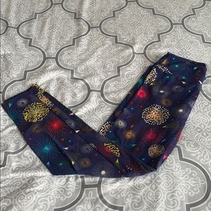 🎆 Fireworks Leggings by LuLaRoe🎆